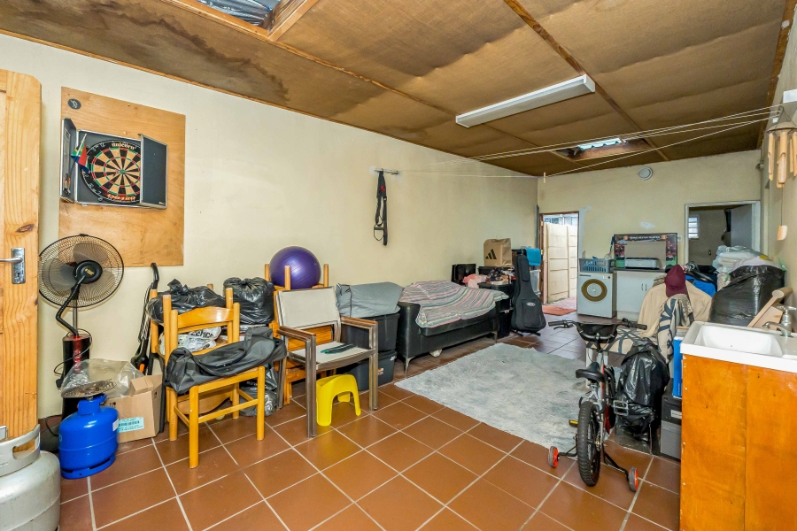 3 Bedroom Property for Sale in Thornton Western Cape